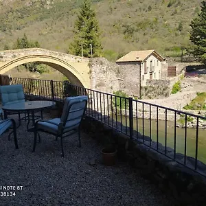 house-beside-noguera-pallaresa-river.catalonia-hotels.com/